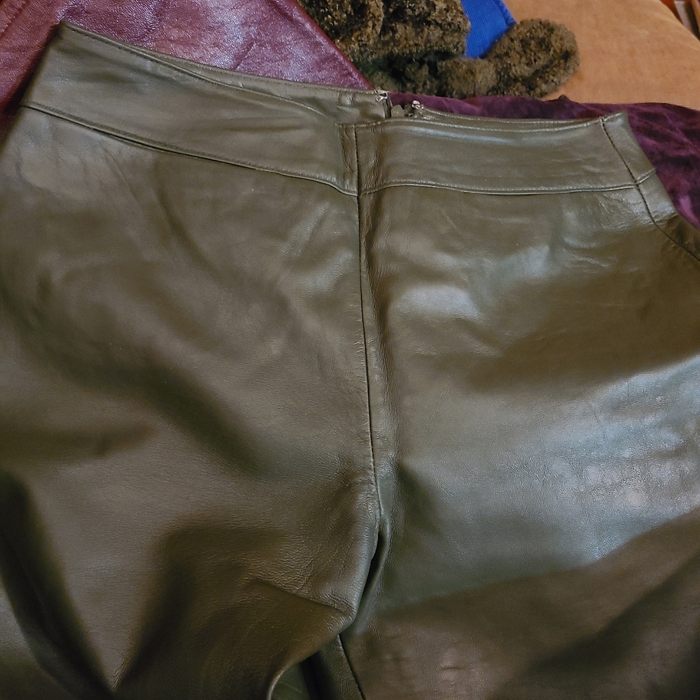 Leather pants olive